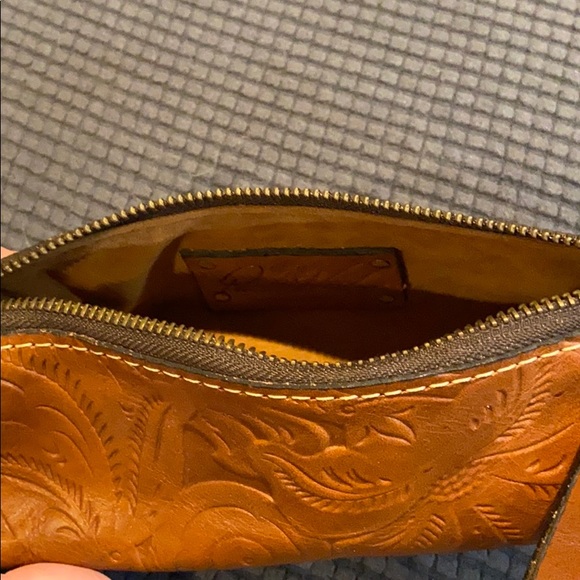 Patricia Nash Wristlet - Picture 3 of 6